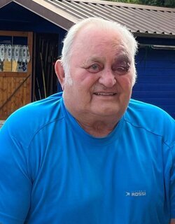 Sepp Zangl der letzte Bergmann aus der Bergmannssiedlung Feuerhof Sepp Zangl der letzte Bergmann aus der Bergmannssiedlung Feuerhof